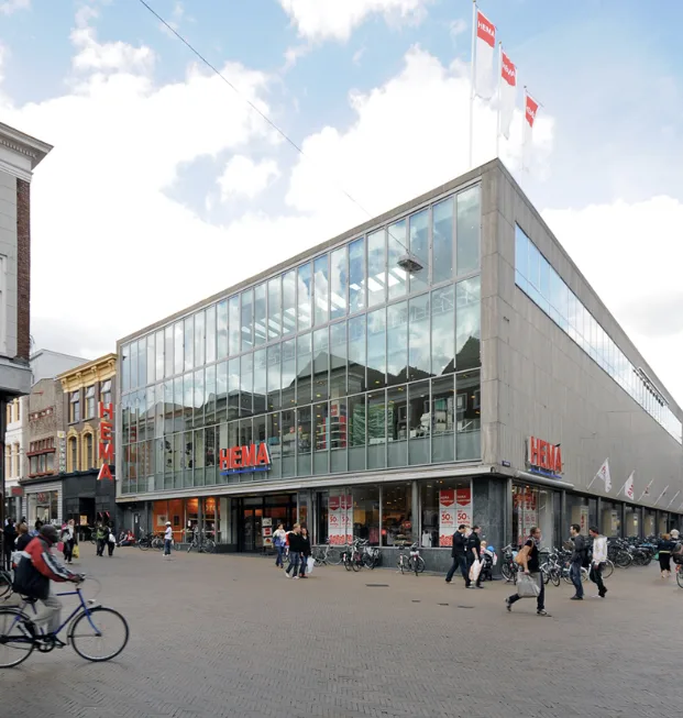 HEMA Amsterdam Oostpoort — foto 1
