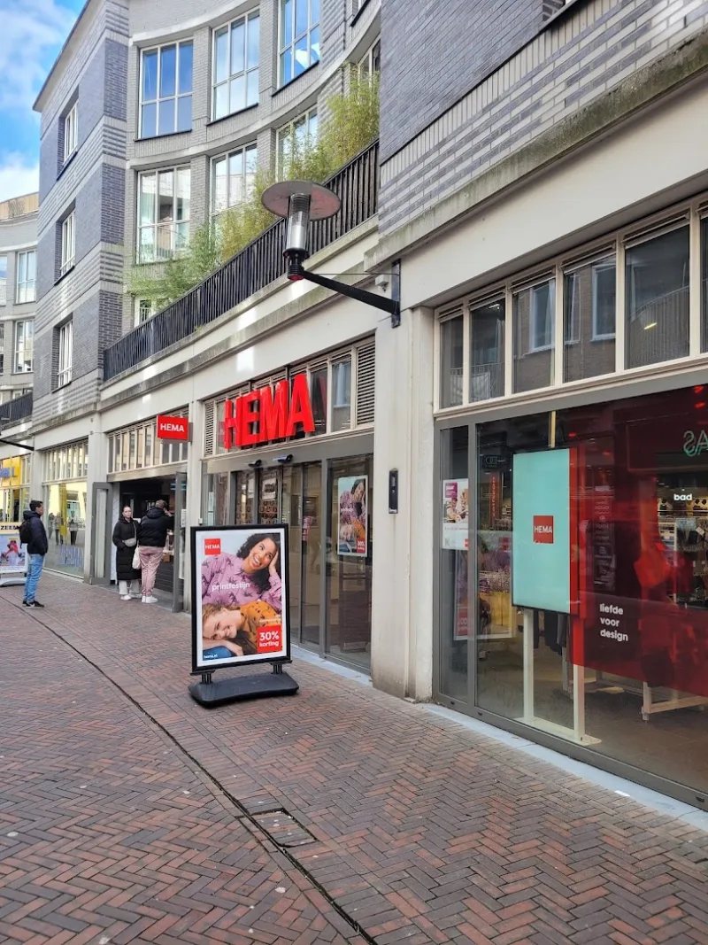 HEMA Amsterdam Oostpoort — foto 7